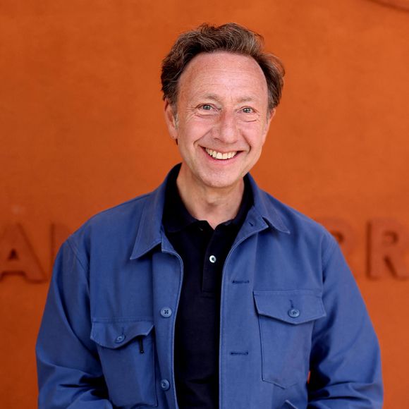 Stéphane Bern - Célébrités au village lors des Internationaux de France de tennis de Roland Garros 2024 à Paris le 9 juin 2024.