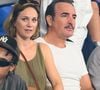 "Ici, pas de pression (c’est dommage on a soif), juste de la bonne humeur et des coups de cœur sportifs - brillants ou brillamment foireux…"
Jean Dujardin et Nathalie Pechalat assistent au match de la Coupe du monde de rugby France 2023 entre la France et la Nouvelle-Zélande au Stade de France le 08 septembre 2023 à Saint-Denis, en banlieue parisienne, France. Photo de Laurent Zabulon/ABACAPRESS.COM