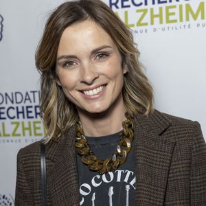 Isabelle Ithurburu au photocall du concert du gala des 20 ans de la fondation Recherche Alzheimer "2 générations chantent pour la 3ème" à l'Olympia à Paris le 18 mars 2024.

© Cyril Moreau / Bestimage