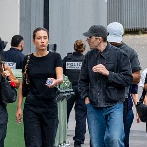 Adèle Exarchopoulos sera aussi à l'affiche de Garance dès le 23 septembre.
Exclusif - Adèle Exarchopoulos et son compagnon François Civil - Sortie du procès du rappeur Doums accusé de violences conjugales par Adèle Exarchopoulos au palais de justice de Paris, France, le 29 juin 2026. © Pierre Perusseau/Bestimage