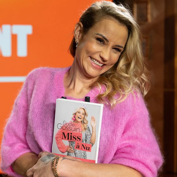 L'animatrice qui sort son livre intitulé "Miss à Nu", a avoué que ça n'avait pas non plus été facile avec son époux Bertrand. "On a failli divorcer 15 fois", a-t-elle même avoué. 

Elodie Gossuin sur plateau de l'émission "Animalement Vôtre" présentée par Bernard Montiel et diffusée le 3 mai 2026 sur France 3, à Paris, France, le 13 janvier 2026. © Julien Sarkissian/Bestimage