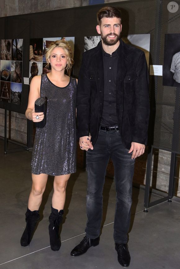 Gerard Piqué et la chanteuse Shakira lors d'une cérémonie à Barcelone le 25 janvier 2016. © GTRES / BESTIMAGE