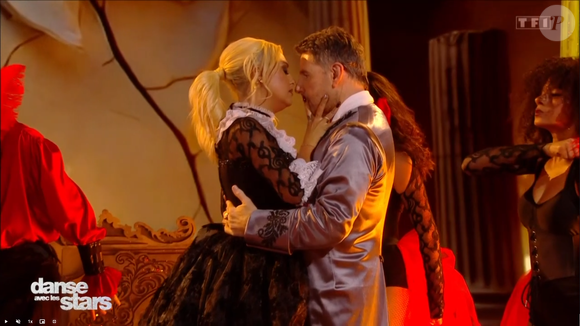 Philippe Lellouche soutenu dans Danse avec les stars : sa fille Sharlie, qu'il a eue avec Vanessa Demouy, apparaît dans l'émission - capture d'écran TF1