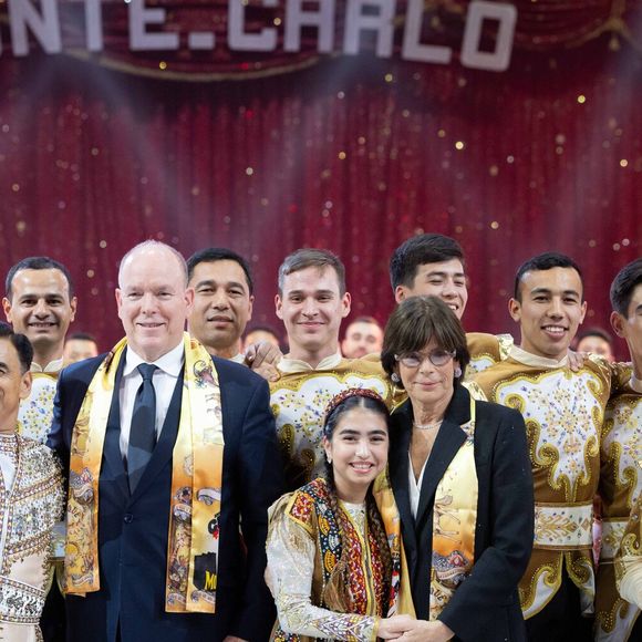 Le Prince Albert II de Monaco etla Princesse Stéphanie de Monaco remettent le « Clown d’Or » aux « Djiguites du Turkmène – Chevaux Akhal Teke » - Soirée de clôture du 47ème Festival International du Cirque de Monte-Carlo sous le chapiteau de Fontvieille à Monaco, le 21 janvier 2025. © Olivier Huitel / Pool Monaco / Bestimage
