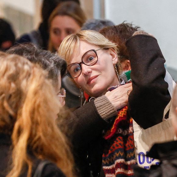 Judith Godrèche arrive au tribunal - Le réalisateur Christophe Ruggia, poursuivi pour agressions sexuelles envers la comédienne Adèle Haenel, condamné à deux de prison ferme avec port de bracelet électronique va faire appel de la décision, au tribunal judiciaire de Paris, France, le 3 février 2025. © Christophe Clovis/Bestimage