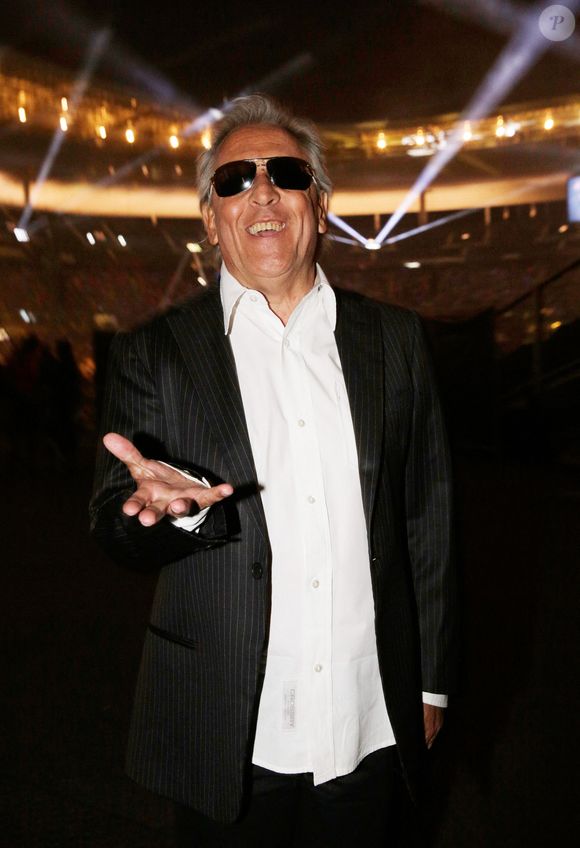 Gilbert Montagné dans les coulisses du concert Stars 80 au Stade de France près de Paris, France, le 09 mai 2015. Photo par Jerome Domine/ABACAPRESS.COM