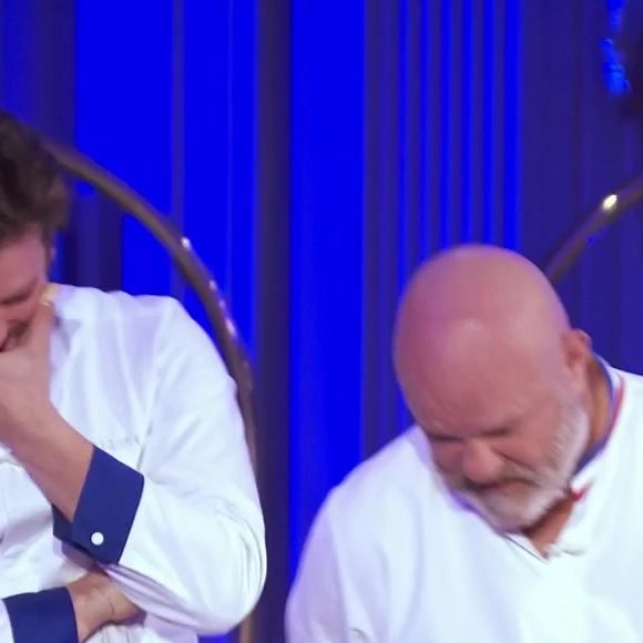 Philippe Etchebest en larmes face à Charles après son élimination de "Top Chef 2025", épisode du 4 juin, sur M6
