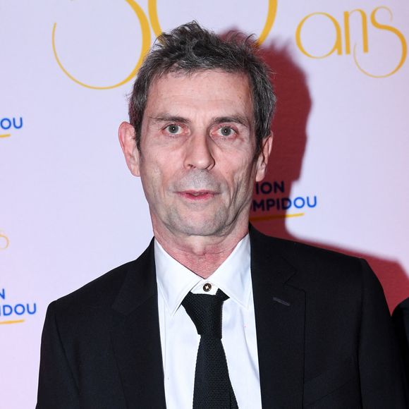 Exclusif - Frédéric Taddeï - Soirée de gala des 50 ans de la Fondation Claude Pompidou à l'Hôtel Marcel Dassault à Paris le 12 avril 2022.

Rachid Bellak / LMS / Bestimage