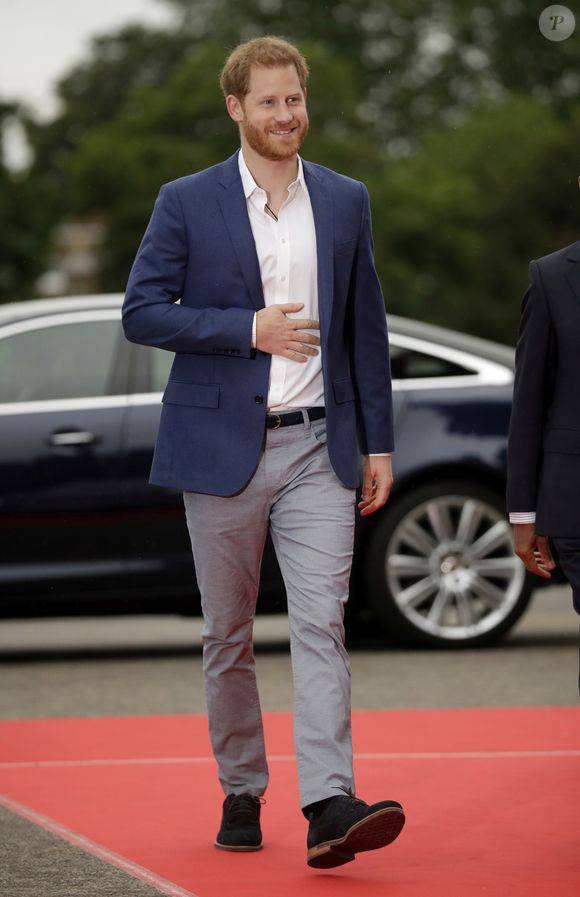 Le prince Harry au photocall du concert Audi Sentebale 2019 au palais de Hampton Court à Londres, Royaume Uni, le 11 juin 2019.

Photo : Agence / Bestimage