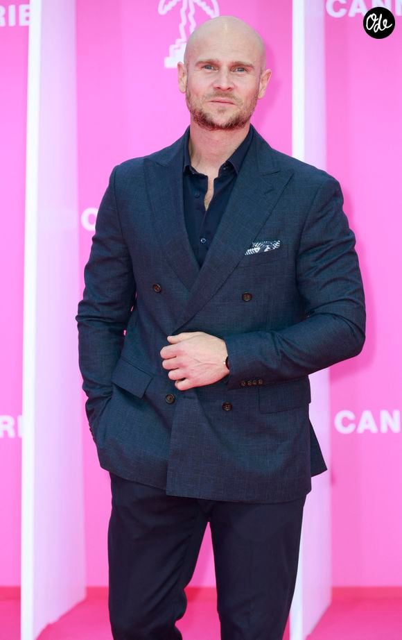 Atteint d'un cancer des testicules à seulement 26 ans, il a choisi d'évoquer son parcours afin de sensibiliser les hommes à l'importance d'un dépistage précoce.

Nicolas Gob - La 8ème édition du festival CANNESERIES à Cannes vendredi 25 avril 2025. © Christophe Aubert via Bestimage