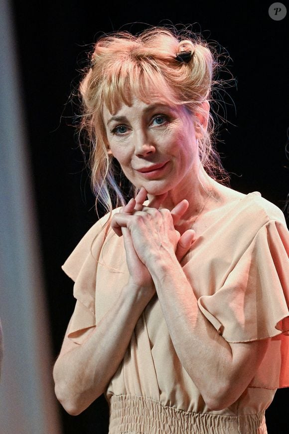 Des rhinoplasties qu'elle dit regretter, aujourd'hui puisqu'elle ne s'est pas sentie mieux dans sa peau

Julie Depardieu assiste à la cérémonie de clôture du 35eme festival du film britannique et irlandais de Dinard, à Dinard, France, le 5 octobre 2024. Photo par Franck Castel/ABACAPRESS.COM