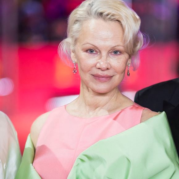 Pamela Anderson à la première du film "Rosebush Pruning" lors de la 76ème édition du festival international du film de Berlin (La Berlinale 2026), le 14 février 2026. Action Press / Bestimage