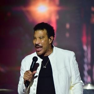 Les médecins cherchent notamment à déterminer s’il souffre d’une légère déshydratation.

Le chanteur Lionel Richie se produit à São Paulo, au Brésil, dans le cadre du festival The Town 2025, organisé à la Cidade da Música, sur le site d’Interlagos.

Backgrid USA / Bestimage