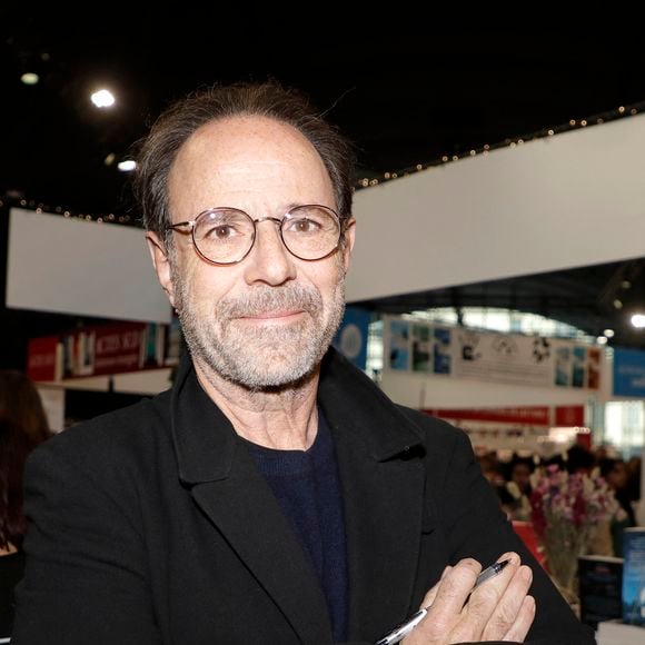L’écrivain a d’ailleurs régulièrement été en tête

Marc Levy - Festival du Livre de Paris 2023 au Grand Palais Éphémère à Paris le 22 avril 2023.
© Cedric Perrin / Bestimage
