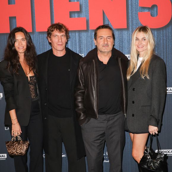 Capucine Martin, Cédric Jimenez, Gilles Lellouche et sa compagne Alizée Guinochet - Avant-première du film "Chien 51" au cinéma le Grand Rex à Paris le 13 octobre 2025. © Coadic Guirec/Bestimage
