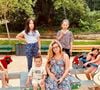 Ainsi, les Fanich gagnent en moyenne 9 000 euros par mois, ce qui leur a permis de quitter leur travail, chauffeur routier pour Franck et en crèche pour Emilie.
Emilie et Franck Fanich, à la tête d'une tribu de huit enfants dans "Familles nombreuses, la vie en XXL" sur TF1.
