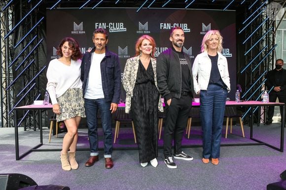 Honorine Magnier, Kamel Belghazi, Ariane Séguillon, Franck Monsigny, Luce Mouchel (Demain nous appartient) - Photocall lors du Festival Séries Mania de Lille. Le 27 août 2021