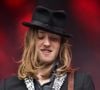 Deux jours après l’annonce de sa disparition, Raoul Chichin a annoncé sur Instagram l’annulation de ses concerts prévus ce week-end.

Concert du groupe Minuit avec les enfants de Catherine Ringer et Fred Chichin, Simone et Raoul (Simone Ringer, Joseph Delmas, Raoul Chichin, Tanguy Truhe, Clément Aubert) lors du festival "We Love Green" dans une clairière du bois de Vincennes le 4 Juin 2016. © Lionel Urman / Bestimage
