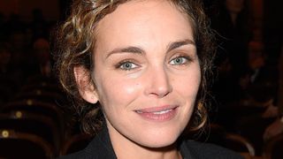 Claire Keim : Sa méthode 100% gratuite pour avoir l'air reposée à 50 ans ? La comédienne l'a héritée de sa mère