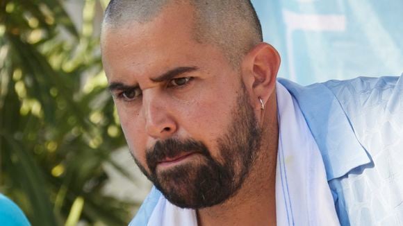 Une cure qui coûte des milliers d'euros... Artus est parti à l'étranger pour perdre 35 kilos