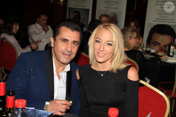 Cette dernière se saisit de son compte Instagram afin de livrer un hommage poignant à l'homme de sa vie.

Bébert, Les Forbans (Albert Kassabi) et sa compagne Astrid - L'association Citéstars fête son 23ème anniversaire lors du dîner gala de la 2ème cérémonie des étoiles d'or 2021 à la salle Wagram, Paris le 28 novembre 2021. © Philippe Baldini/Bestimage