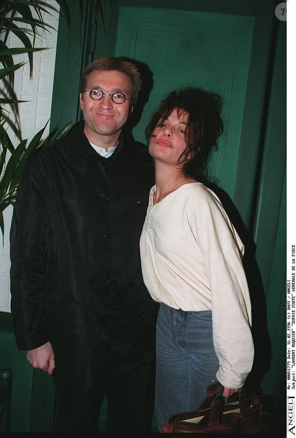 Isabelle Mergault et Laurent Ruquier à la générale de la pièce "La seconde surprise de l'amour" au théâtre Grévin, Paris, le 16/02/1996. Crédit Bestimage