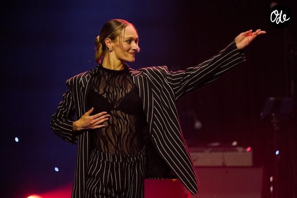 Calisson Goasdoué - Gala " Tous les talents chantent contre le cancer " aux Folies Bergères à Paris le 8 juin 2026. Sur scène, patients, soignants, artistes et partenaires se sont réunis pour partager un moment fort en émotions et en solidarité.

© Anne-Sophie Guebey / Bestimage