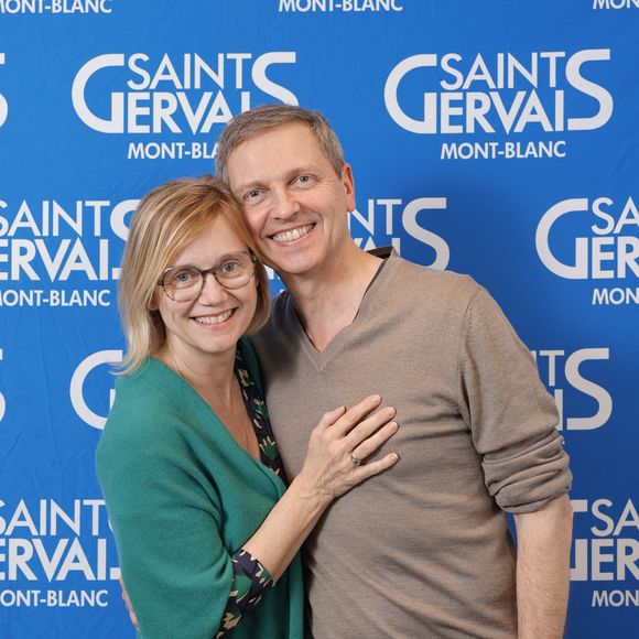 Isabelle Roche et son mari Thomas Hugues - 40ème Festival Saint-Gervais Mont-Blanc d'Humour le 8 avril 2024. © Boris Molinier via Bestimage