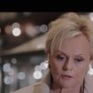 "Ils m'ont flinguée" : abandonnée pendant des années, Muriel Robin n'a pas digéré cette injustice