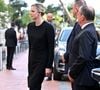 Charlene avait également opté pour une robe noire, et des collants sombres.
La princesse Charlène de Monaco - La famille princière monégasque a assisté à la messe pontificale en hommage au pape François, célébrée en la Cathédrale de Monaco par Monseigneur Dominique-Marie David, le 22 avril 2025.
© Bruno Bebert / Bestimage