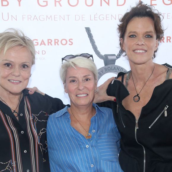 Exclusif - Muriel Robin, Véronique Dalex-Moretton et Anne Le Nen - Présentation du Collier " Terra by Roland Garros " créé par Anne Le Nen, Présidente de Ground Legend, au restaurant Laurent à Paris, France le 22 Mai 2026.
© Bertrand Rindoff/Bestimage