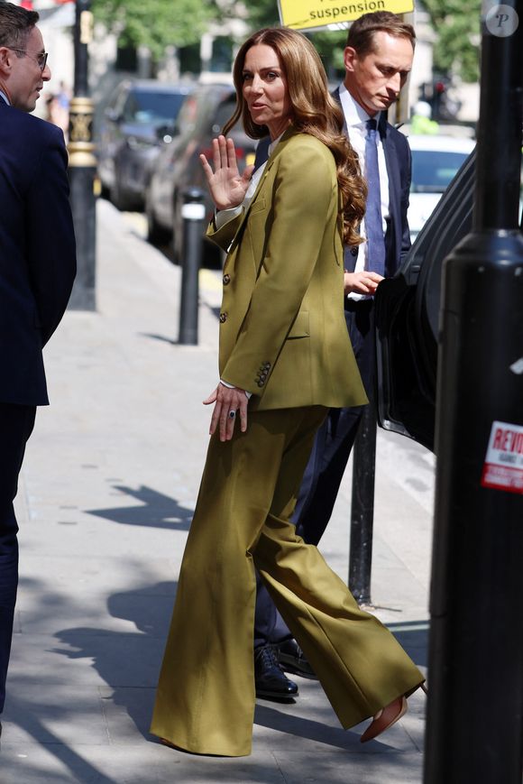 Catherine (Kate) Middleton, princesse de Galles, arrive aux studios "180 Strand" à Londres. GOFF INF / BESTIMAGE