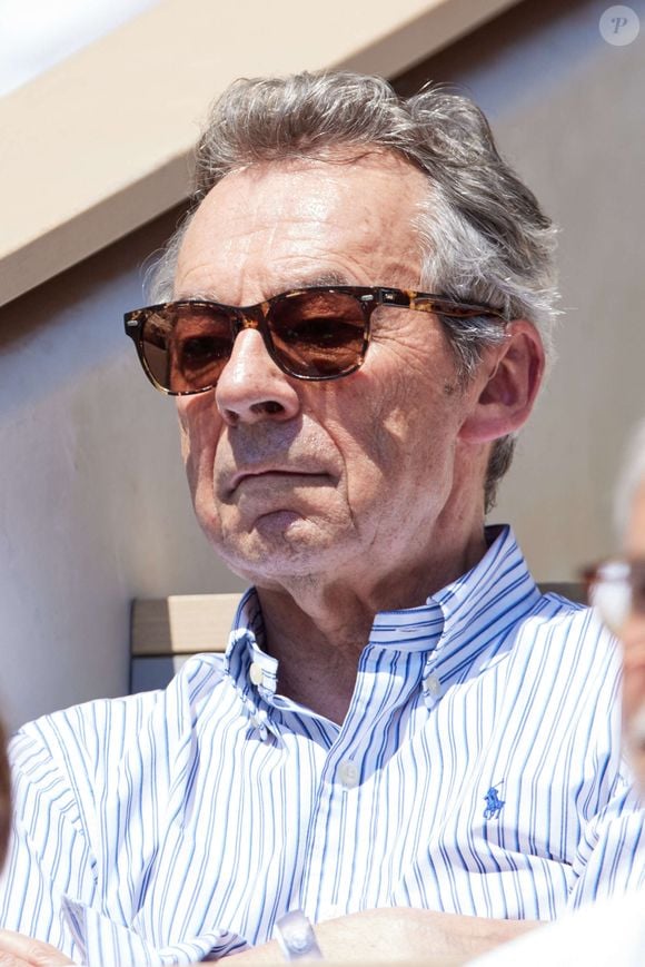 Michel Denisot en tribunes lors des Internationaux de France de tennis de Roland Garros 2023 à Paris, France, le 1er juin 2023. © Jacovides-Moreau/Bestimage