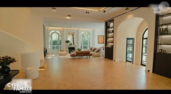 Ancienne propriété de Cyril Hanouna, captures d'écrans TBT9