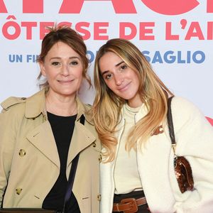 Daniela Lumbroso et sa fille Carla Ghebali - Avant-première du film "Natacha, presque hôtesse de l'air" au cinéma Pathé Palace à Paris le 24 mars 2025. © Lionel Urman/Bestimage
