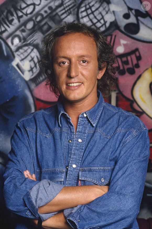 Photo d'archive, datée d'août 1987, de l'acteur, compositeur et chanteur français Didier Barbelivien à Paris, France. Photo par Pascal Baril/ABACAPRESS.COM