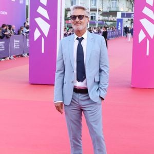 Antoine de Caunes à la première du film "Nouvelle Vague" lors du 51éme Festival du Cinéma Américain de Deauville le 12 septembre 2025.

© Denis Guignebourg / Bestimage