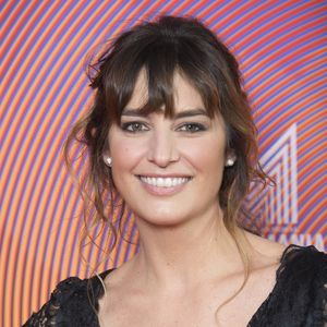 Lors d'une interview avec 'Télé Magazine', dévoilée mardi dernier, la comédienne de 44 ans a révélé son astuce pour pouvoir à la fois se montrer disponible pour le tournage et s'occuper de sa fille Lyana

Laëtitia Milot - Photocall de la soirée d'ouverture du Festival Séries Mania à Lille. Le 18 mars 2022 © Christophe Aubert via Bestimage