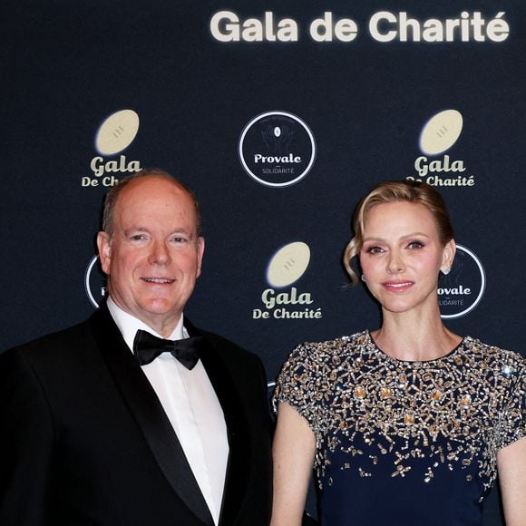 Charlene et Albert de Monaco à Paris : soirée au Four Seasons George V, le couple princier a fait preuve d'une grande générosité