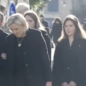 L'arrivée de Marine Le Pen et de ses enfants pour les obsèques de Jean-Marie Le Pen