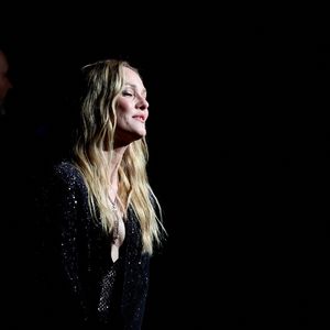 L’annulation a suscité l’inquiétude de ses fans.

Vanessa Paradis au photocall de la cérémonie d'ouverture de la 15ème édition du festival Lumière à la Halle Tony Garnier de Lyon le 12 octobre 2024.

© Dominique Jacovides / Bestimage