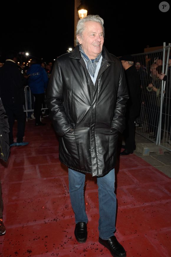 Alain Delon - Célébrités lors de l'inauguration de la grande roue de Paris, France, le 17 novembre 2017. © Coadic Guirec/Bestimage