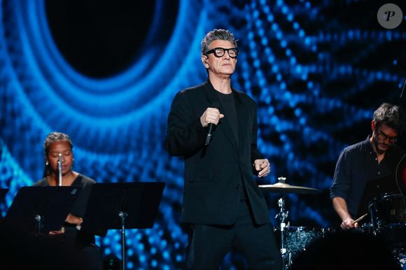 L'antre de Marc Lavoine abrite ses nombreuses passions : musique, littérature, théâtre... 

Exclusif - Marc Lavoine - Surprises - Enregistrement de l'émission "La Boîte à secrets", au Studio du Lendit, présentée par F.Bollaert et diffusée le 17 janvier sur France 3. Le 17 décembre 2024
© Christophe Clovis / Bestimage