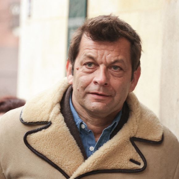 Laurent Mariotte assistant à la cérémonie funéraire de Jean-Luc Petitrenaud à l'église Saint-Pierre du Gros Caillou, dans le 7e arrondissement de Paris, en France, le 17 janvier 2025. . Photo de Nasser Berzane/ABACAPRESS.COM