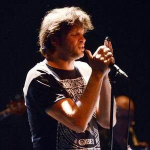 Les 29 et 30 mars au 104, a Paris, plusieurs artistes ont rendu un nouvel hommage a Alain Bashung avec le spectacle "Dernieres nouvelles de Frau Major". Etaient presents Brigitte Fontaine, Chloe Mons, Albin de la Simone, Bertrand Cantat, Christophe Miossec et Kent, ainsi que son guitariste Yan Pechin. Agence / Bestimage