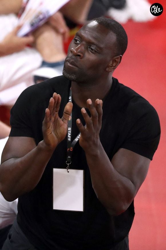 Il alerte sur les conséquences de la fermeture, notamment en matière d’inégalités territoriales et d’accès aux soins.

L'acteur français et coprésident du Paris Basketball, Omar Sy, assiste au quatrième match de la finale du Championnat de France Elite de basket-ball opposant l'AS Monaco au Paris Basketball (80-74) à la Salle Gaston Médecin, à Monaco, le 22 juin 2025. © Stéphane Pillaud/Psnewz/Bestimage