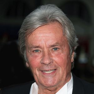 Alain Delon au Gala de l'IFRAD au profit de la lutte contre la maladie d'Alzheimer à l'Opéra Comique le 21 septembre 2013. Agence / Bestimage