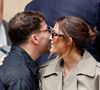Antoine Dupont et Iris Mittenaere se sont affichés une nouvelle fois ensemble.
Antoine Dupont et sa compagne Iris Mittenaere en tribunes lors de la finale messieurs des Internationaux de France de Tennis de Roland Garros 2025 (jour 15), à Paris, France, le 8 juin 2025. © Cyril Moreau/Bestimage