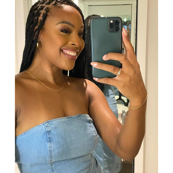 Direction son nouveau logement, dans le 17e arrondissement de la capitale.

Angélique Angarni-Filopon, notre Miss France 2025.