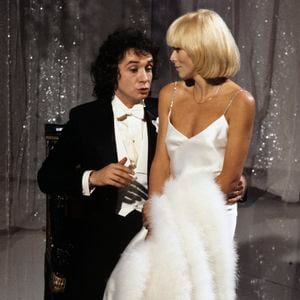 En France, à Paris, Michel Sardou et Mireille Darc sur un plateau le 8 décembre 1978. ©  Michel Ristroph via Bestimage